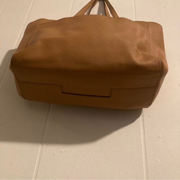 Tan Leather Tote Bag - Picture 8 of 13